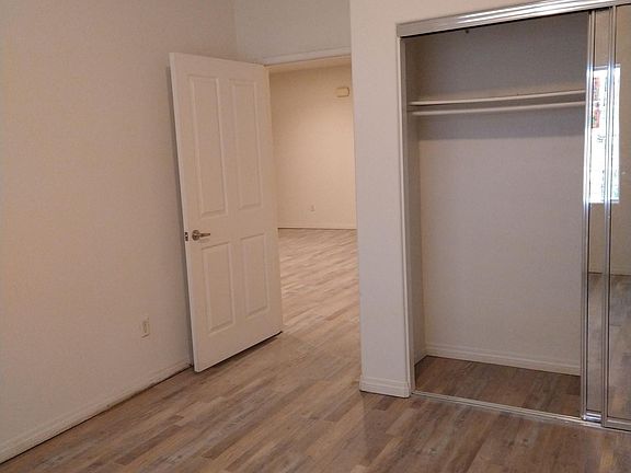 4th image of 636 N Holliston Ave #8