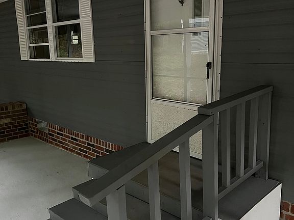 5th image of 71 Fernwood Dr