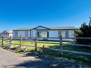 1651 Franklin Rd, Tieton, WA 98947