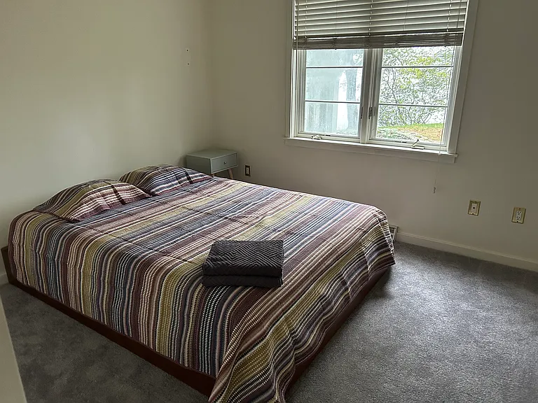 76 Laurel Ln — Photo 27
