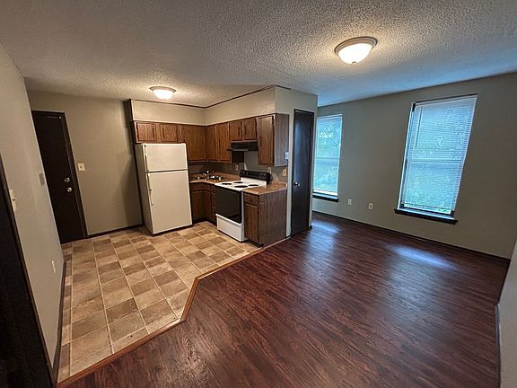 2nd image of 532-534 York St #534-B