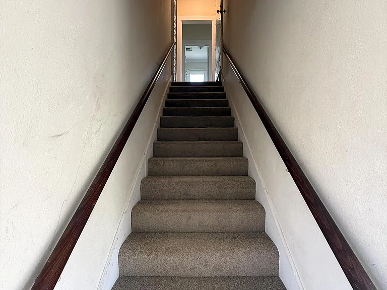 1329 Cherry St — Photo 3