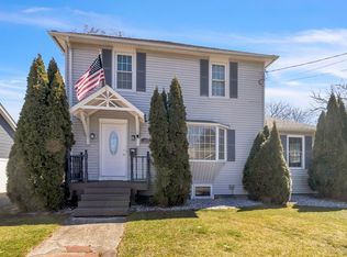 42 Loomis Ave, Westfield, MA 01085
