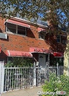 1st image of 3305 Lurting Avenue
