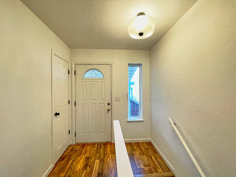 20809 Caylor Dr — Photo 6