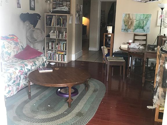 3rd image of 1211 S Wilton St Floor 1