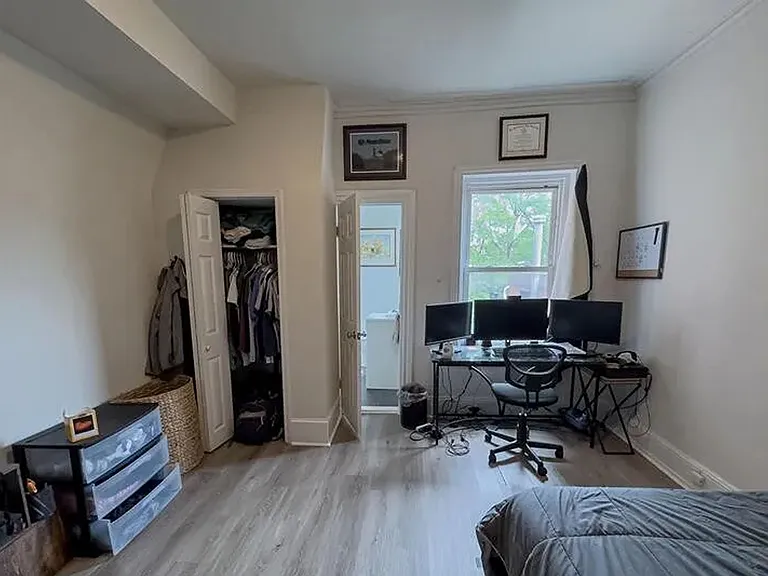 2037 Spring Garden St #3FF — Photo 6