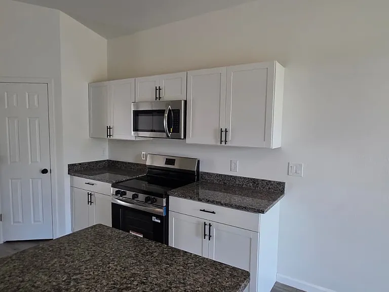 341 Amberjack Ln — Photo 12