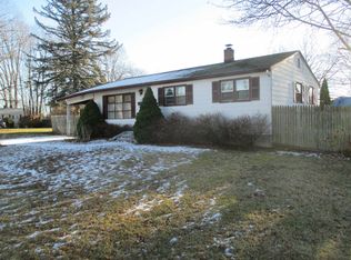 19 Coakley Rd, Portsmouth, NH 03801