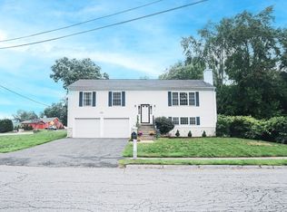 2 Tina Rd, Milford, MA 01757
