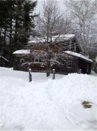 2nd image of 270 Royalston Rd