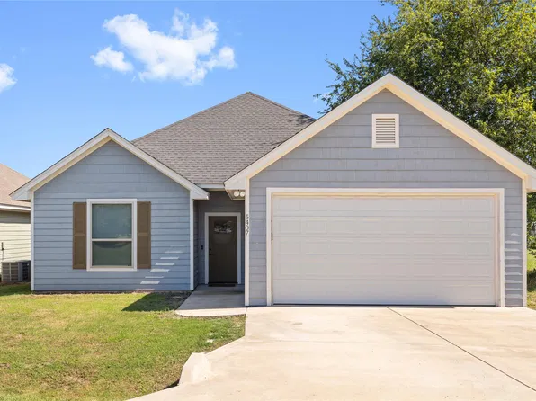 5407 Arrowhead Dr, Granbury, TX 76048