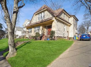 397 Ogden Ave, Teaneck, NJ 07666