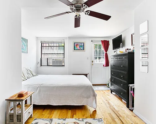 Rented by Compass | media 8