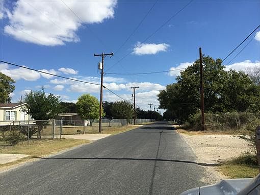 2nd image of 4711 Higdon Rd