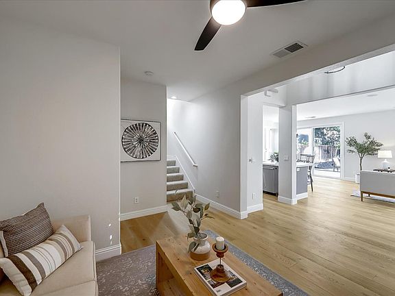 5th image of 18095 Llagas Creek Dr