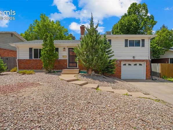 2406 N Circle Dr, Colorado Springs, CO 80909