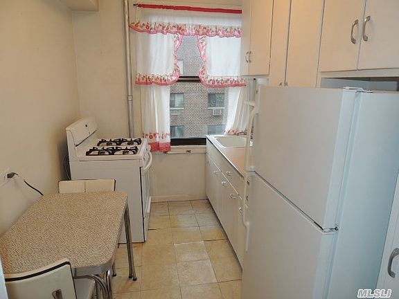 4th image of 9822 63rd Dr APT 5A