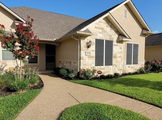 3810 Blackhawk Ln, College Station, TX 77845