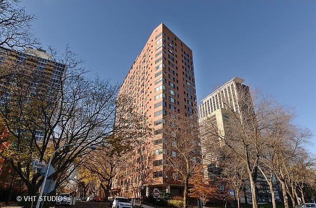 1st image of 3100 N Lake Shore Dr APT 1012