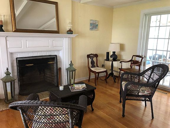 Living room hearth and reading nook