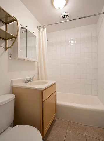 1312 S Wabash Ave #1 — Photo 5