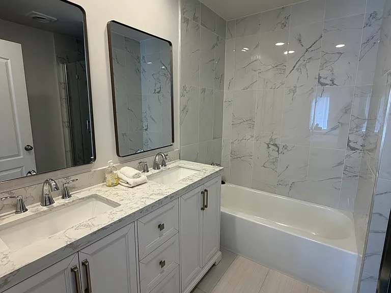435 Arnaz Dr #200 — Photo 11