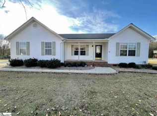 28 Red Quail Ln, Greer, SC 29651