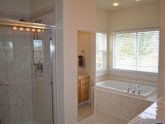 5 piece master bathroom