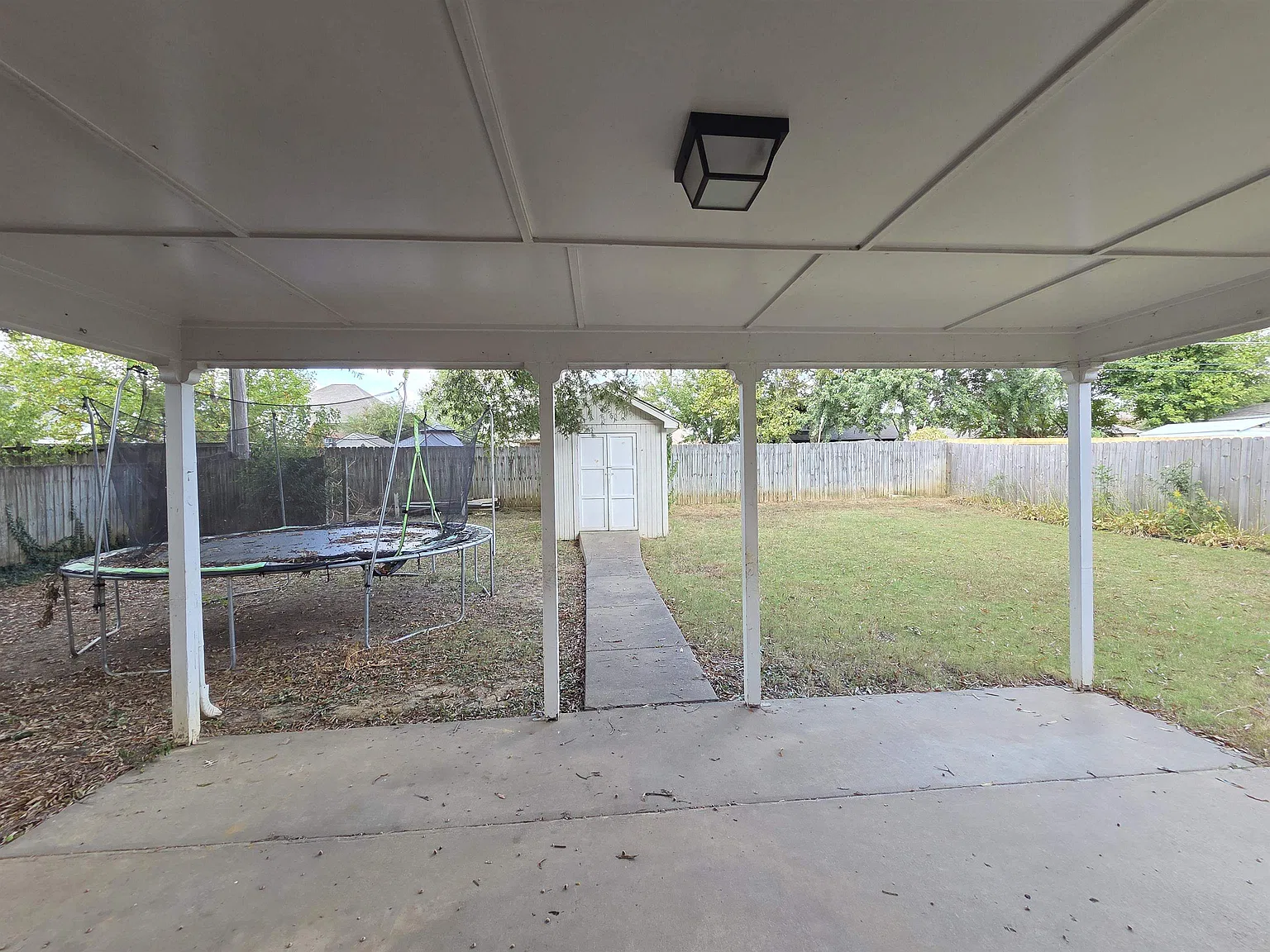 4 bed, 2.5 bath, $1,795 — Photo 4