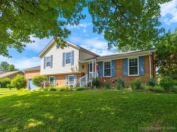 2nd image of 908 Hazelwood Park