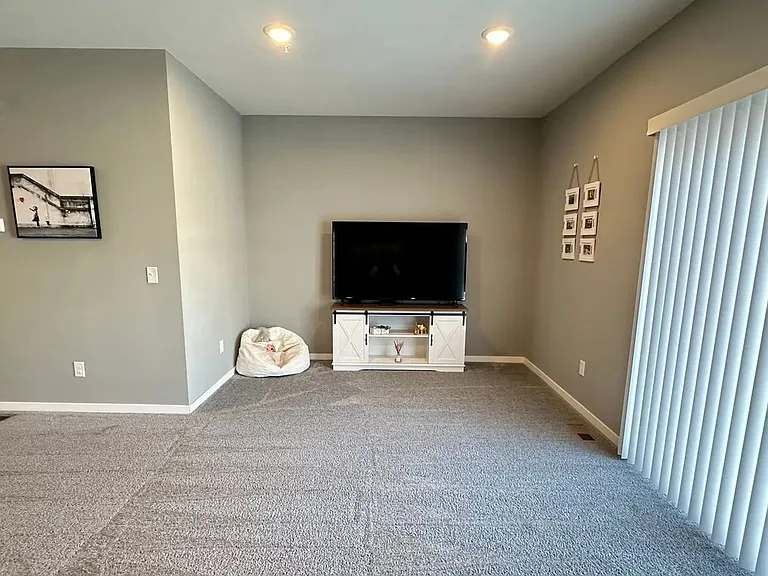 Elevate your living experience at LS Capital Group with this inviting living space. Enjoy modern amenities and a cozy atmosphere that perfectly blends style and comfort. Donat miss outa"schedule a tour today to see it in person!