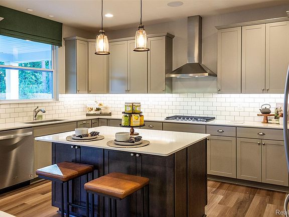 4th image of Ten Butcher Rd