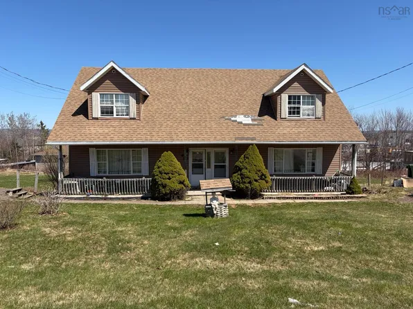 523/525 Truro Heights Rd, Millbrook 27, NS B6L 1Y7