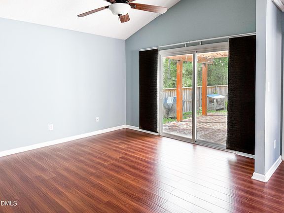 3rd image of 6304 Forest Ridge Dr