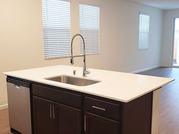 5th image of 10135 Elise Way