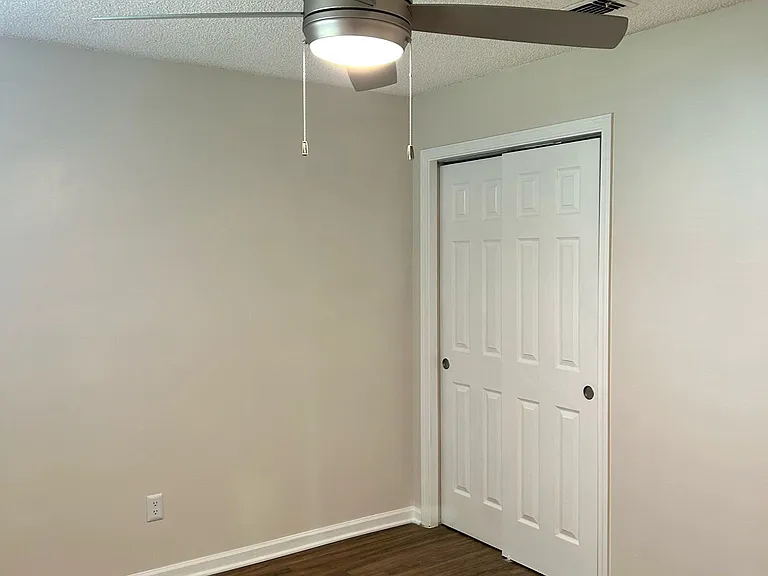 1278 Montecello Dr #B — Photo 13
