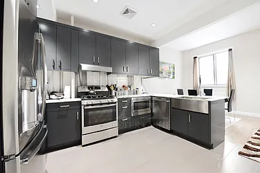 Rented by Peter Ashe