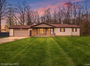 8254 Nichols Rd, Gaines, MI 48436