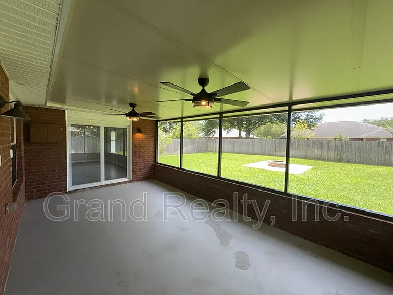 3951 Harbors Port St — Photo 28