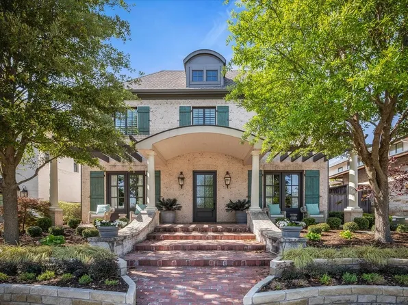 3932 Bishops Flower Rd, Fort Worth, TX 76109