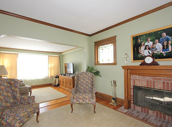 4th image of 741 Wesley Ave