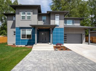 12074 44th Pl S, Tukwila, WA 98178