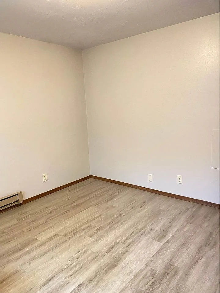 Building Photo - 4903 Aspen St #4