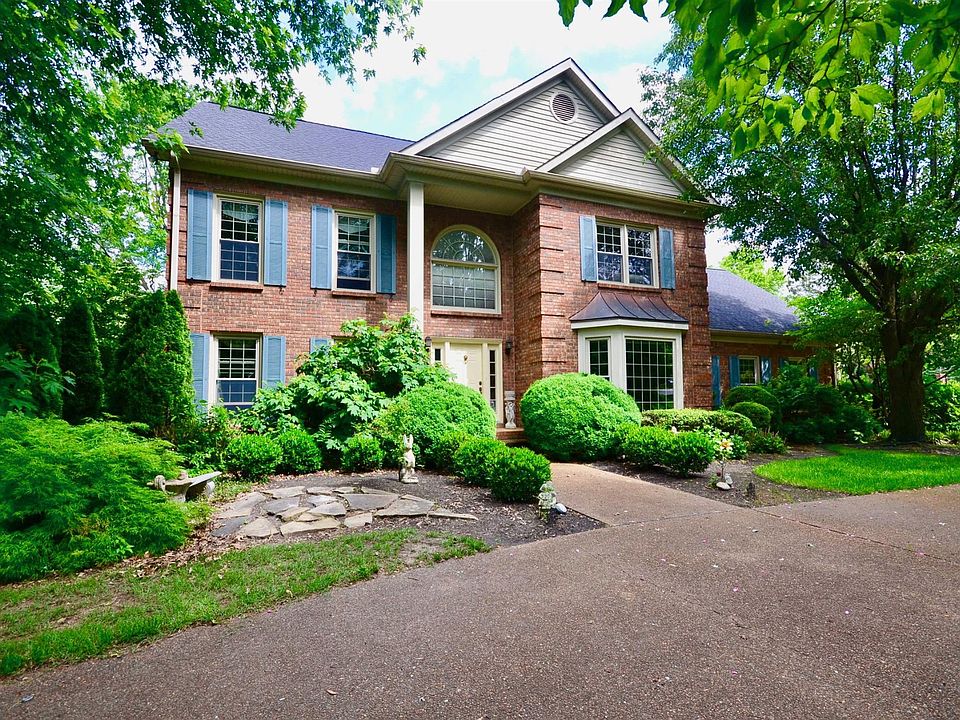 1st image of 419 Savannah Trace Dr