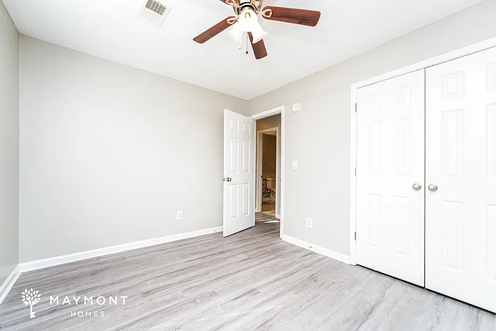 2409 Rambling Way — Photo 11