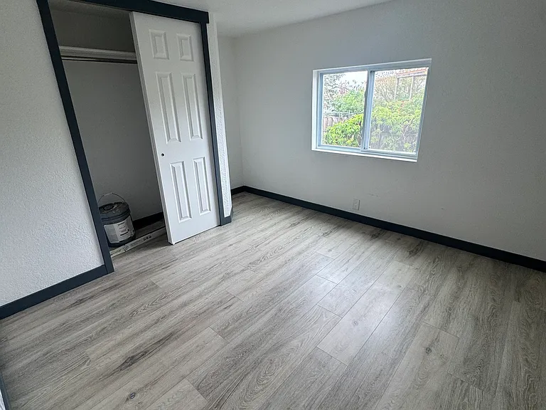 268 E Rolling Hills Dr — Photo 11