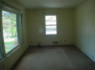 3739 Ellison Ave, Omaha, NE 68111