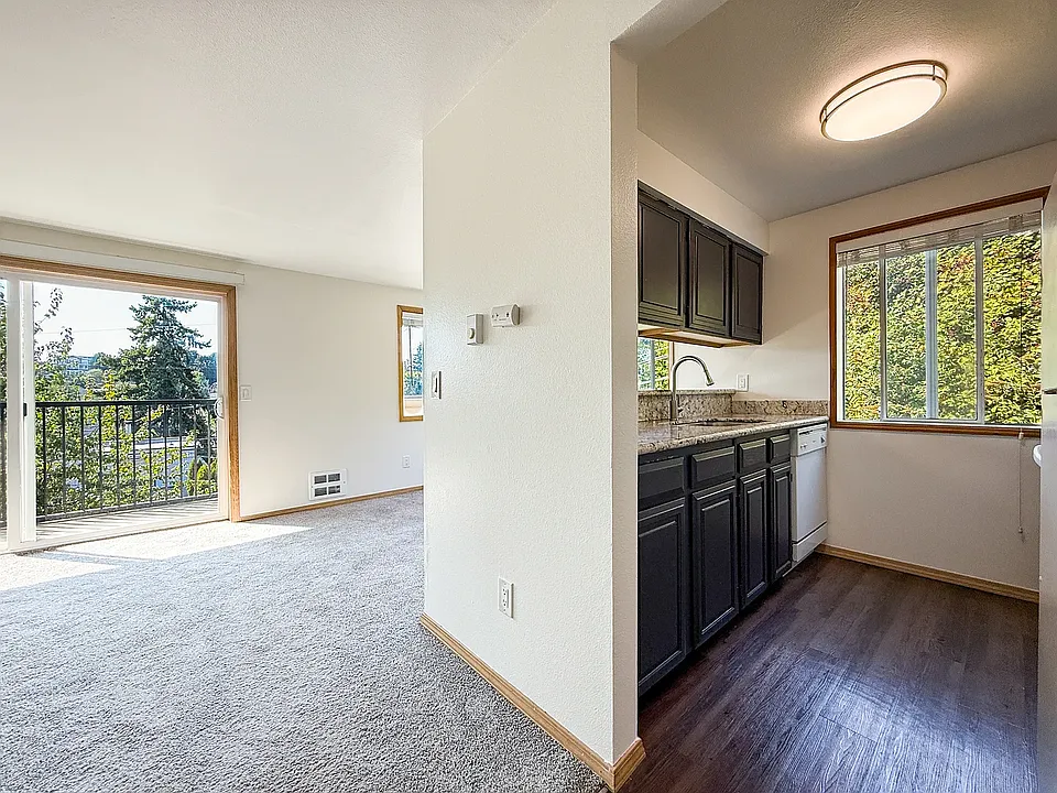 5001 38th Ave SW #2