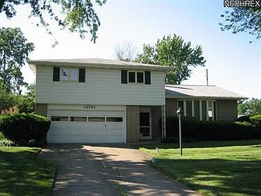 1st image of 28762 Lynhaven Dr